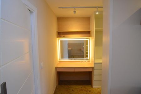 Apartamento à venda com 251m², 4 quartos e 2 vagasCloset da Suíte 2