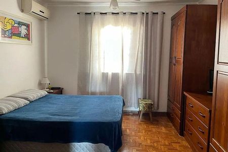 Casa à venda com 3 quartos, 130m² em Vila Santo Estefano, São Paulo