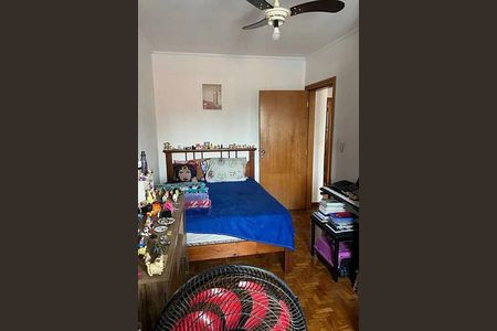 Casa à venda com 3 quartos, 130m² em Vila Santo Estefano, São Paulo