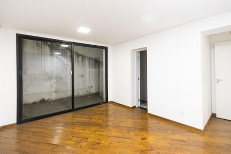 Casa para alugar com 355m², 4 quartos e 4 vagas Casa para alugar com 355m², 4 quartos e 4 vagasSuite 2