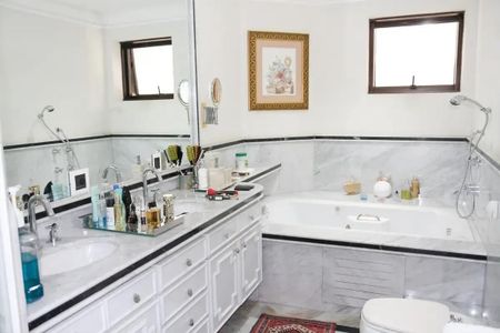 Apartamento à venda com 320m², 4 quartos e sem vaga