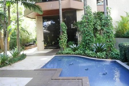 Apartamento à venda com 320m², 4 quartos e sem vaga