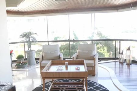 Apartamento à venda com 320m², 4 quartos e sem vaga