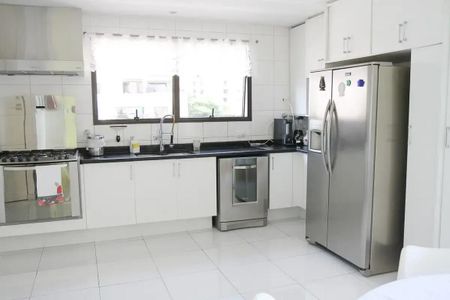 Apartamento à venda com 320m², 4 quartos e sem vaga