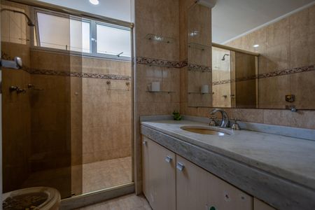 Apartamento à venda com 120m², 3 quartos e 1 vagaBanheiro Social