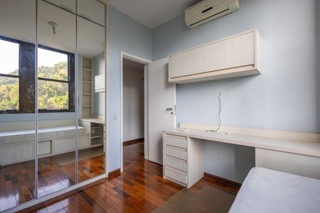 Apartamento à venda com 120m², 3 quartos e 1 vagaQuarto 2