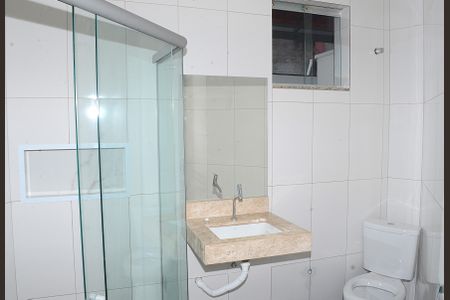 Banheiro Social de apartamento para alugar com 1 quarto, 31m² em Ouro Minas, Belo Horizonte
