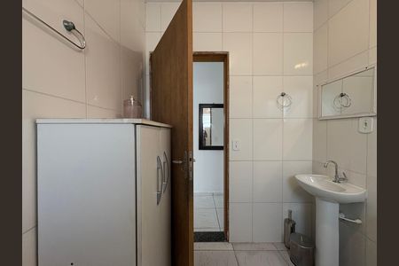 Casa à venda com 264m², 5 quartos e sem vagaBanheiro