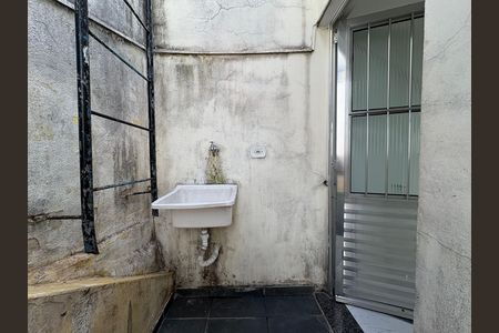 Casa à venda com 264m², 5 quartos e sem vagaLavanderia