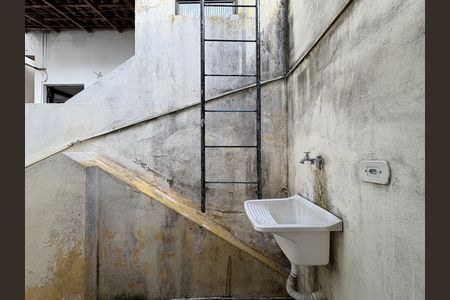 Casa à venda com 264m², 5 quartos e sem vagaLavanderia