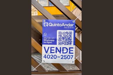 Apartamento à venda com 70m², 2 quartos e 2 vagasPlaca instalada na Fachada