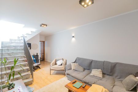 Casa à venda com 142m², 3 quartos e 2 vagasSala