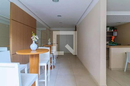Apartamento para alugar com 84m², 2 quartos e 1 vagaSala de estar