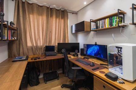 Apartamento para alugar com 84m², 2 quartos e 1 vagaEscritório 2