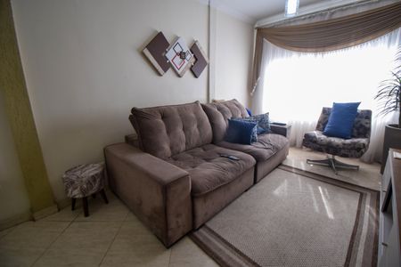 Casa à venda com 150m², 2 quartos e 1 vaga Casa à venda com 150m², 2 quartos e 1 vagaSala