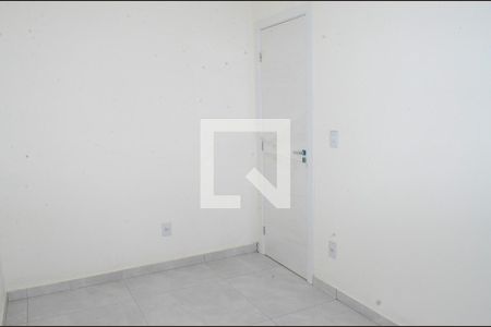 Quarto 2 de apartamento para alugar com 2 quartos, 45m² em Ouro Minas, Belo Horizonte
