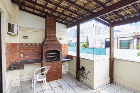 Apartamento à venda com 198m², 5 quartos e 2 vagas Apartamento à venda com 198m², 5 quartos e 2 vagasCobertura