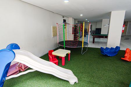 Apartamento à venda com 198m², 5 quartos e 2 vagas Apartamento à venda com 198m², 5 quartos e 2 vagasÁrea comum