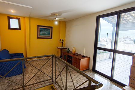 Apartamento à venda com 198m², 5 quartos e 2 vagas Apartamento à venda com 198m², 5 quartos e 2 vagasHall
