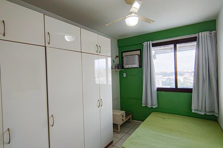 Apartamento à venda com 198m², 5 quartos e 2 vagas Apartamento à venda com 198m², 5 quartos e 2 vagasQuarto 1