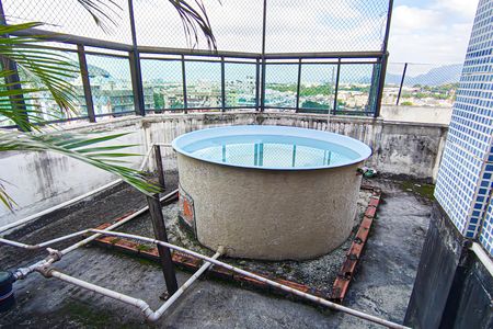 Apartamento à venda com 198m², 5 quartos e 2 vagas Apartamento à venda com 198m², 5 quartos e 2 vagasCobertura