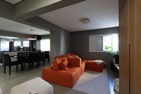 Apartamento à venda com 72m², 2 quartos e 1 vagaSala