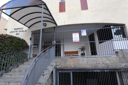 Apartamento à venda com 72m², 2 quartos e 1 vagaEntrada