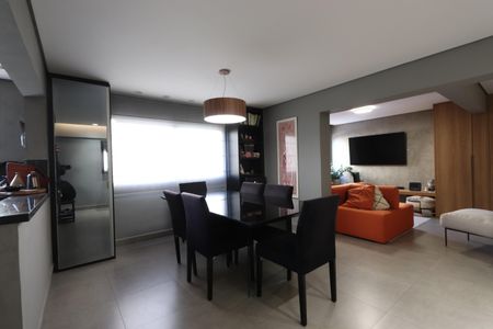 Apartamento à venda com 72m², 2 quartos e 1 vagaSala de Jantar