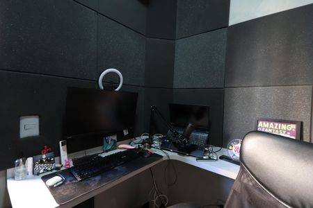 Apartamento à venda com 72m², 2 quartos e 1 vagaEscritório