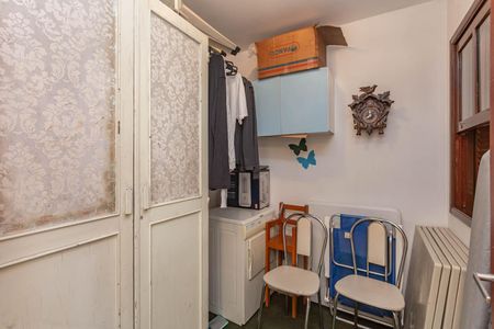 Casa de condomínio à venda com 150m², 4 quartos e 2 vagasQuintal