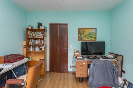 Casa de condomínio à venda com 150m², 4 quartos e 2 vagasQuarto 4