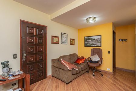 Casa de condomínio à venda com 150m², 4 quartos e 2 vagasSala