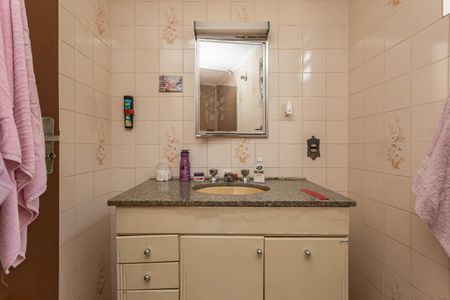 Casa de condomínio à venda com 150m², 4 quartos e 2 vagasBanheiro