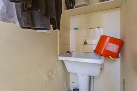 Casa de condomínio à venda com 150m², 4 quartos e 2 vagasÁrea de Serviço