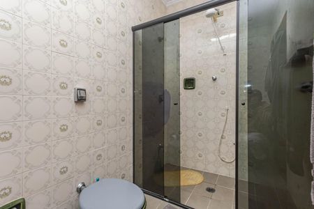 Casa de condomínio à venda com 150m², 4 quartos e 2 vagasBanheiro 2