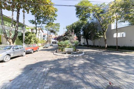 Casa de condomínio à venda com 150m², 4 quartos e 2 vagas Casa de condomínio à venda com 150m², 4 quartos e 2 vagasÁrea Comum