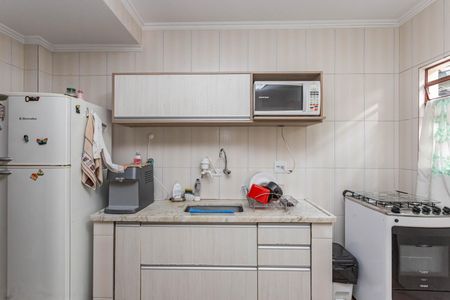 Casa de condomínio à venda com 150m², 4 quartos e 2 vagasCozinha