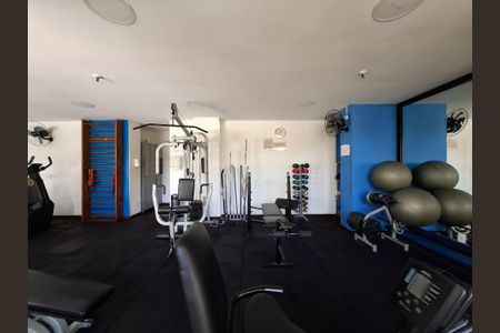 Apartamento à venda com 160m², 3 quartos e 2 vagasÁrea comum - Academia