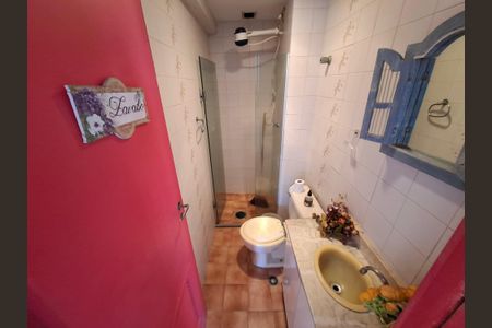 Apartamento à venda com 160m², 3 quartos e 2 vagasBanheiro Social