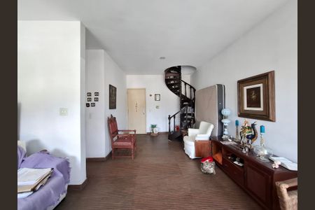 Apartamento à venda com 160m², 3 quartos e 2 vagasSala