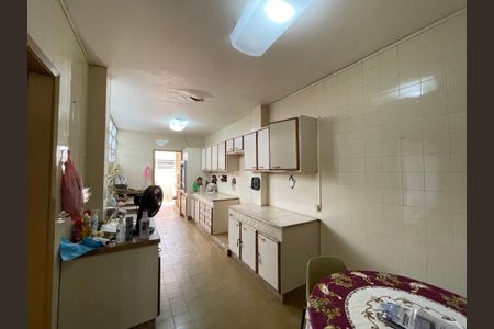 Casa à venda com 300m², 3 quartos e 2 vagasCozinha