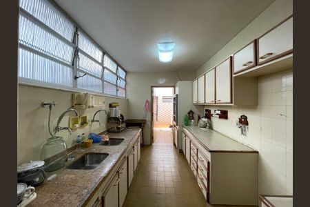 Casa à venda com 300m², 3 quartos e 2 vagasCozinha