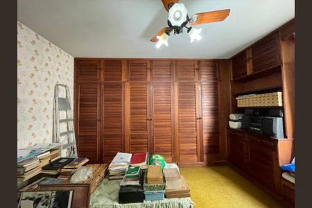 Casa à venda com 300m², 3 quartos e 2 vagasQuarto 2