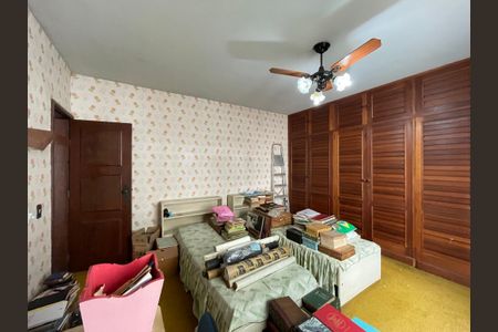 Casa à venda com 300m², 3 quartos e 2 vagasQuarto 2