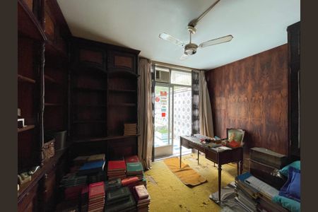 Casa à venda com 300m², 3 quartos e 2 vagasQuarto 1