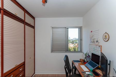 Apartamento à venda com 96m², 3 quartos e 2 vagasQuarto 2