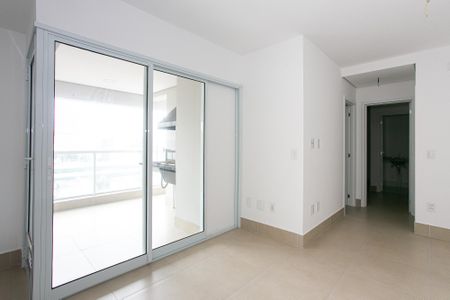 Apartamento à venda com 67m², 2 quartos e sem vagaSala