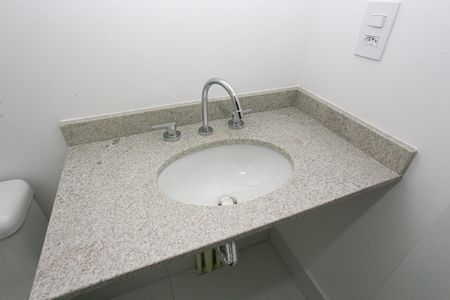 Apartamento à venda com 67m², 2 quartos e sem vagaBanheiro Social