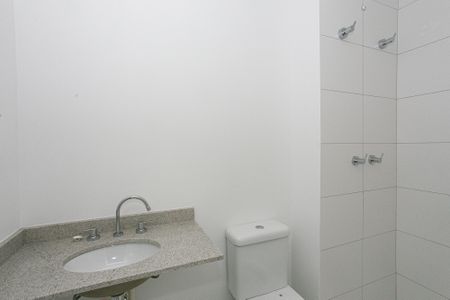 Apartamento à venda com 67m², 2 quartos e sem vagaBanheiro da Suíte