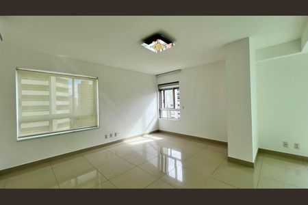 Apartamento à venda com 127m², 3 quartos e 2 vagasSala